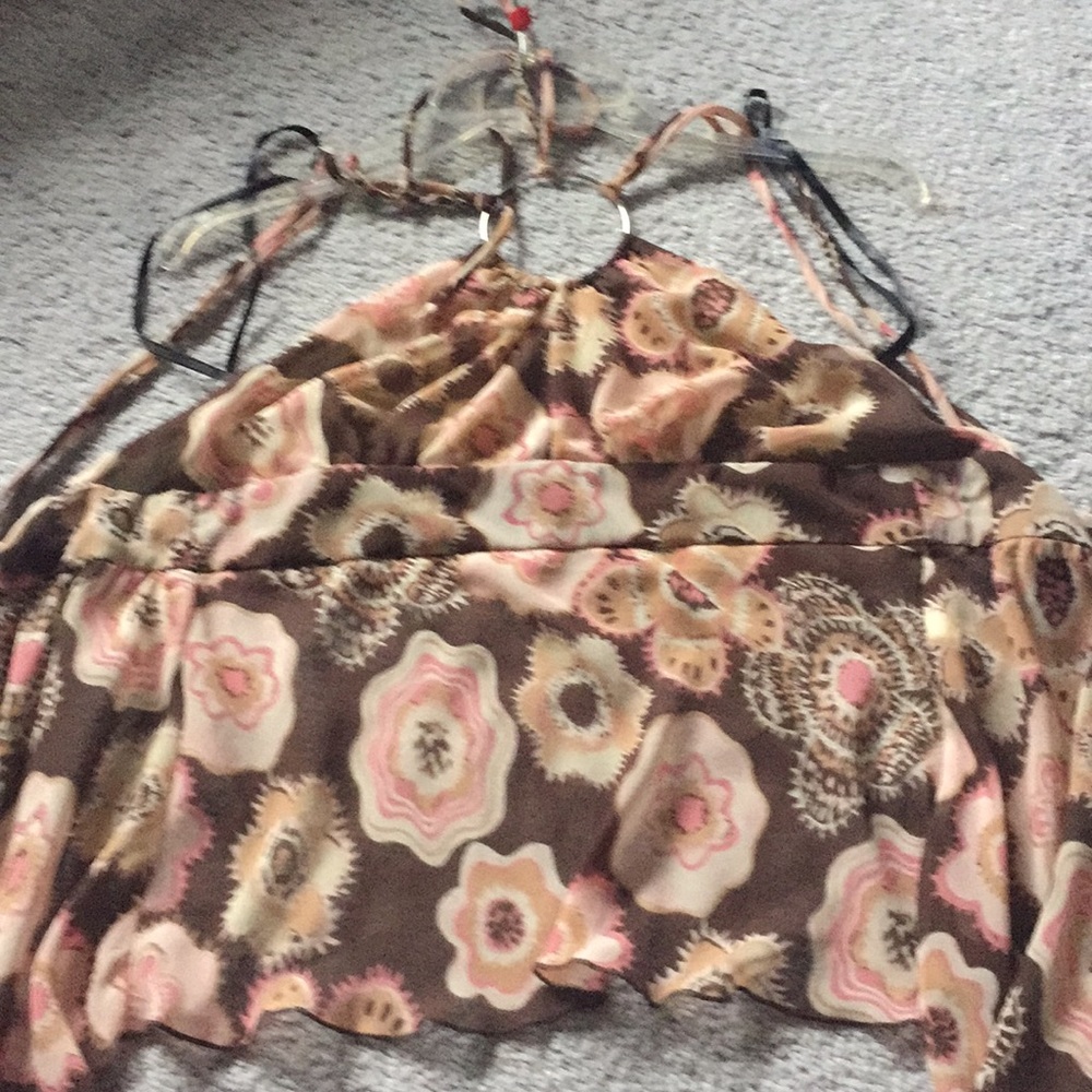 Backless tank